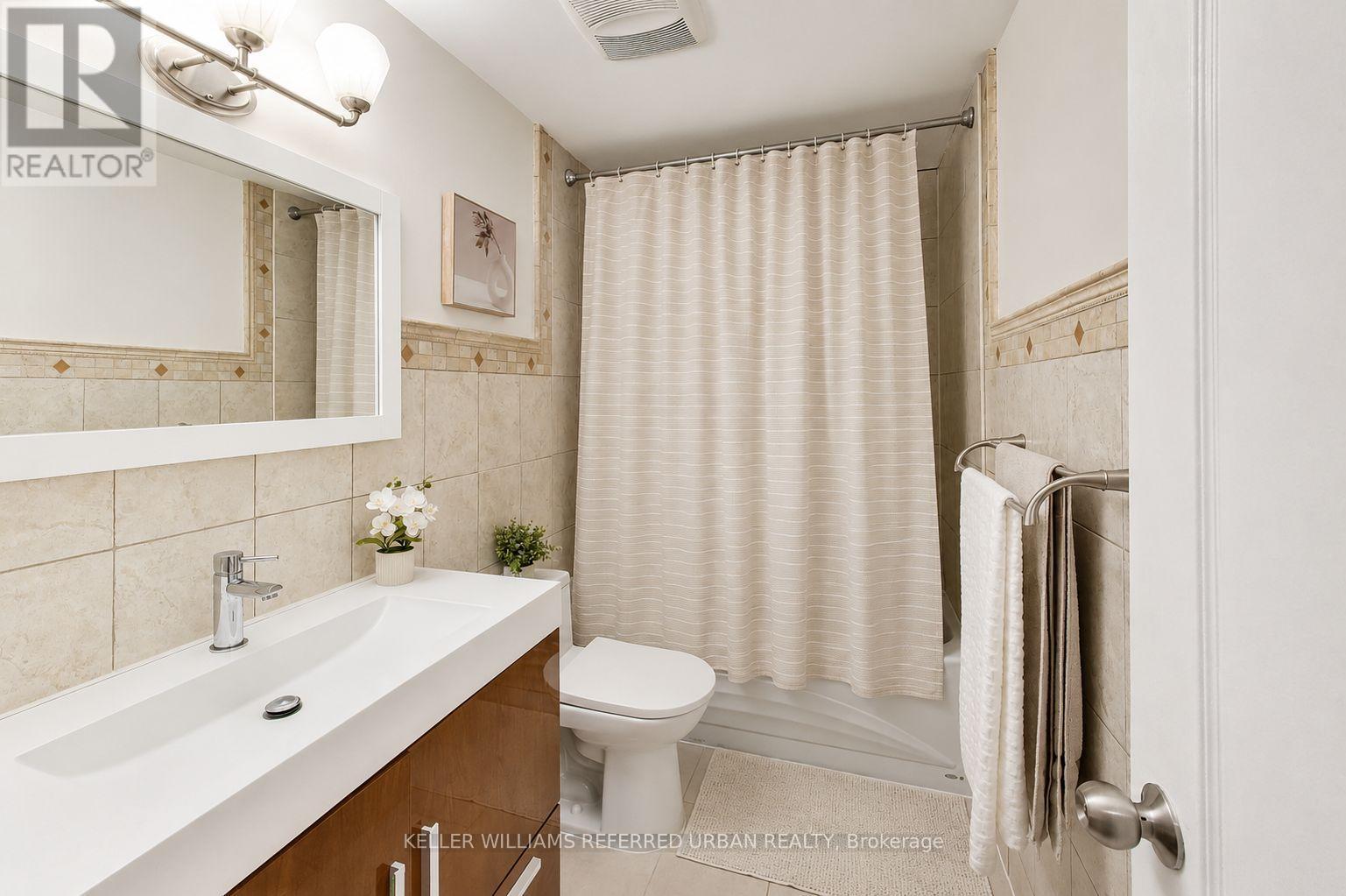 2 - 2108 Lakeshore Road W, Oakville, Ontario  L6L 1G8 - Photo 16 - W13099210