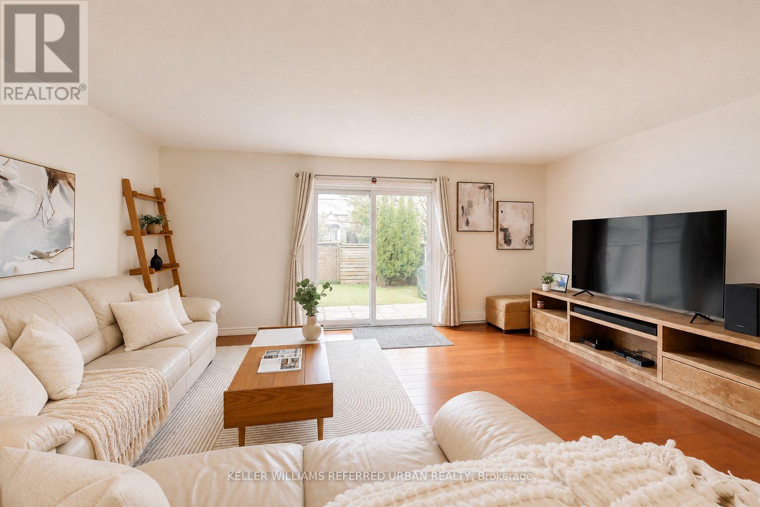 2 - 2108 Lakeshore Road W, Oakville, Ontario  L6L 1G8 - Photo 8 - W13099210