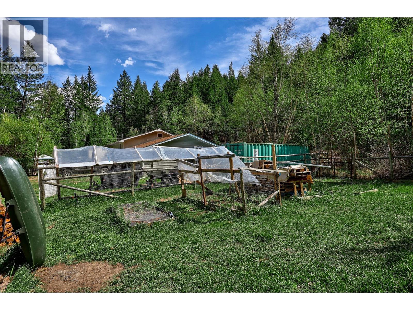 9792 Meadow Road, Kamloops, British Columbia  V0K 2J0 - Photo 45 - 10381250