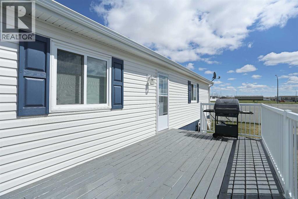 45 Meadowplace Crescent E, Brooks, Alberta  T1R 0R5 - Photo 26 - A2306859