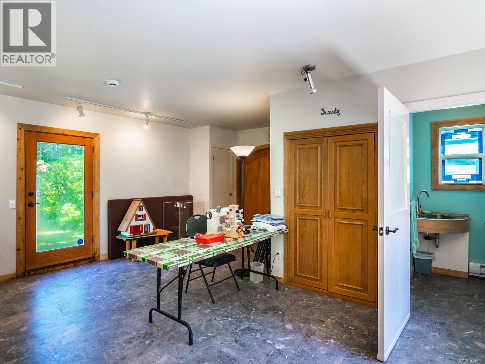 1055 Spider Lake Rd, Qualicum Beach, British Columbia  V9K 2L7 - Photo 46 - 1034534