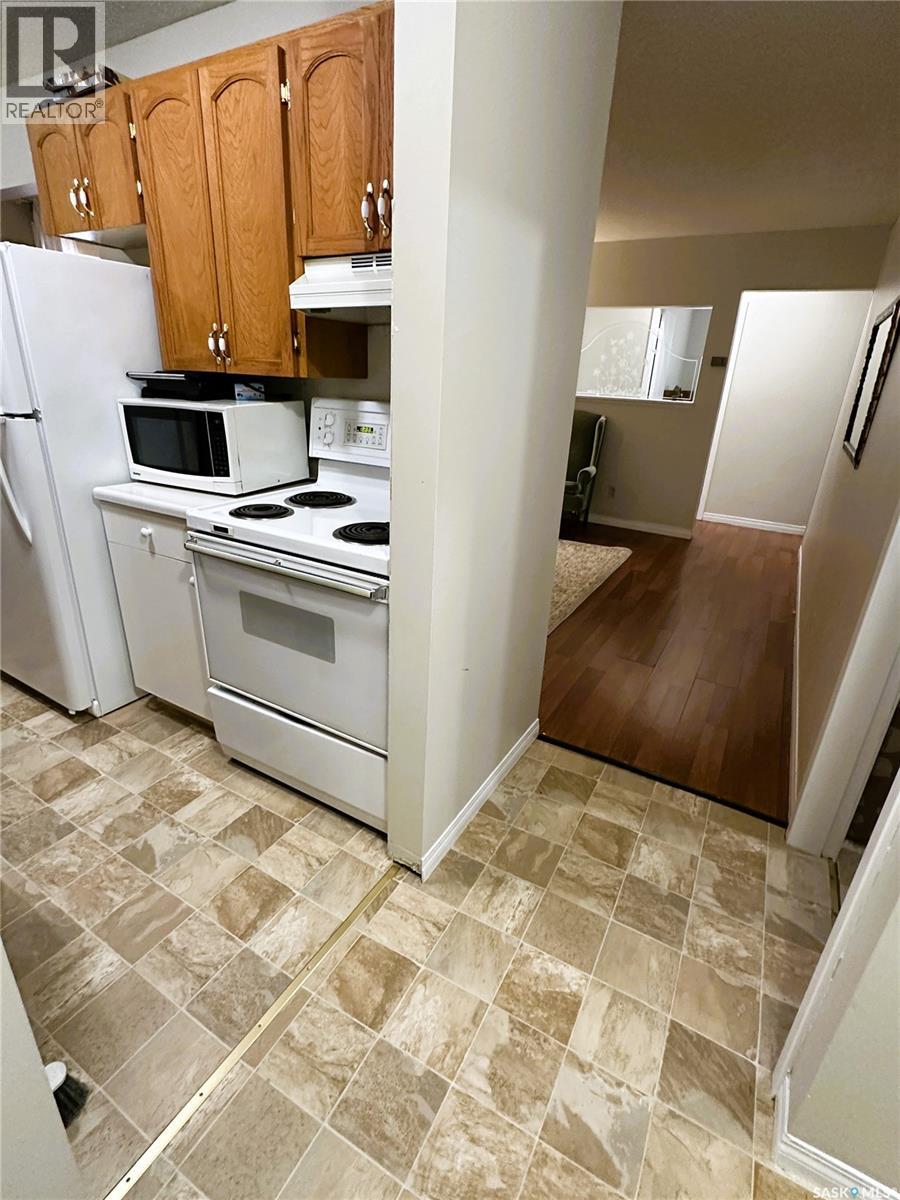 19 26 Shaw Street, Regina, Saskatchewan  S4R 3M4 - Photo 4 - SK035305