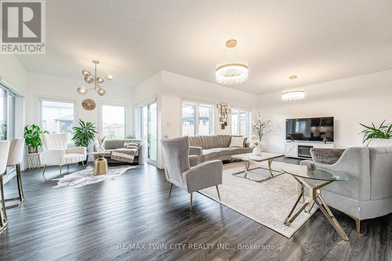 136 Village Road, Wellesley, Ontario  N0B 2T0 - Photo 11 - X13099028