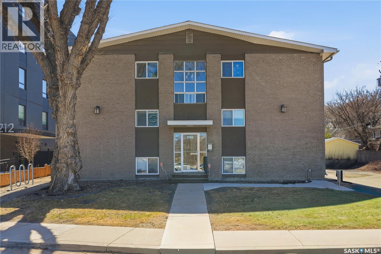 303 208 Saskatchewan Crescent E, Saskatoon, Saskatchewan  S7N 0K6 - Photo 2 - SK035131