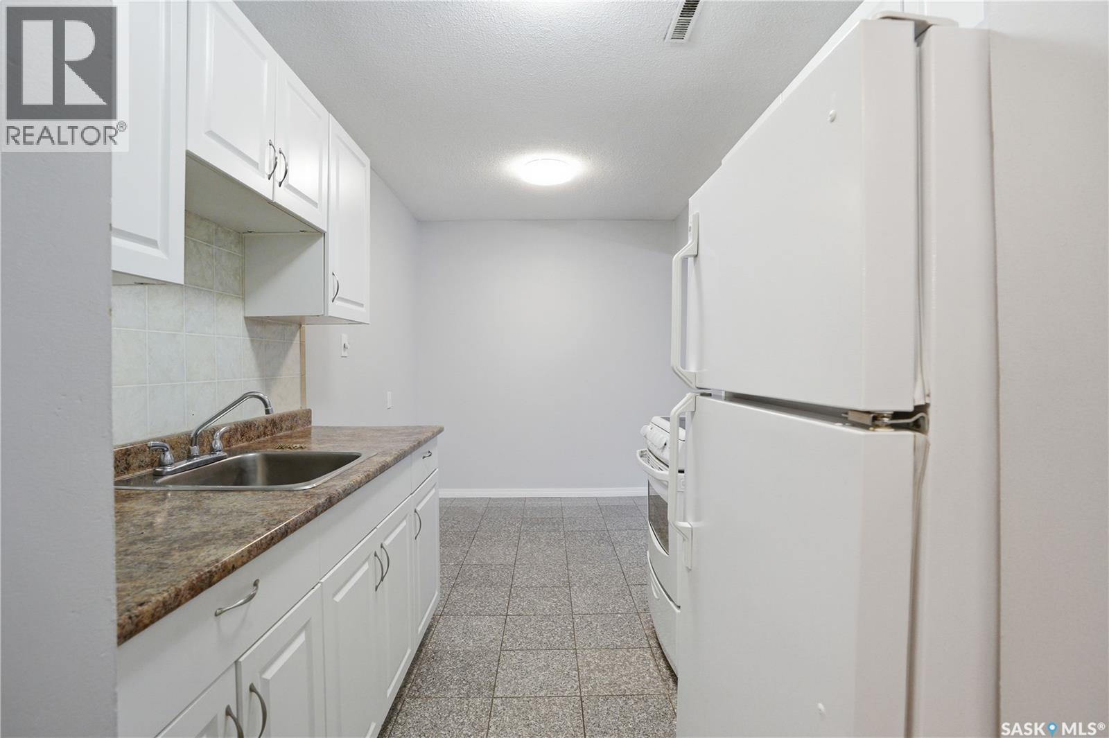 303 208 Saskatchewan Crescent E, Saskatoon, Saskatchewan  S7N 0K6 - Photo 5 - SK035131