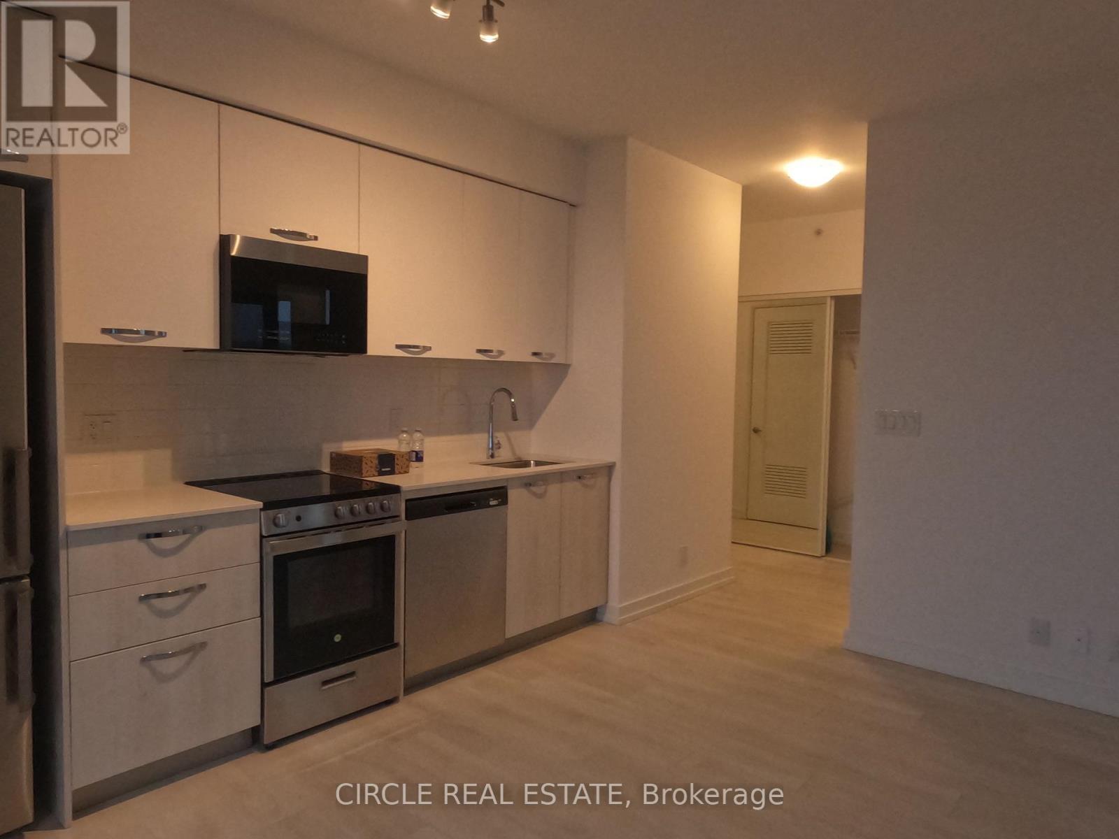 2414 - 75 James Street S, Hamilton, Ontario  L8P 4V8 - Photo 2 - X13099172