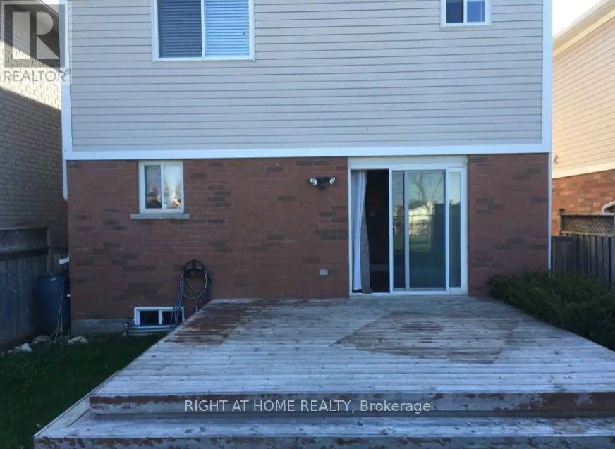 28 Bloomington Drive, Cambridge, Ontario  N1P 1J4 - Photo 10 - X13099250