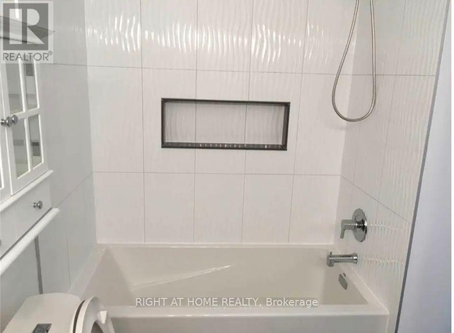 28 Bloomington Drive, Cambridge, Ontario  N1P 1J4 - Photo 8 - X13099250