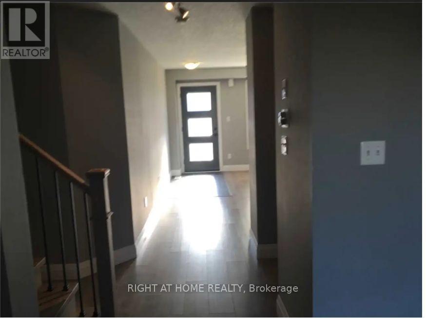 28 Bloomington Drive, Cambridge, Ontario  N1P 1J4 - Photo 9 - X13099250