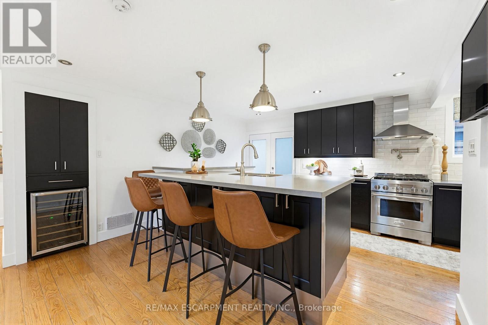 236 Parkside Drive, Hamilton, Ontario  L8B 0Y7 - Photo 10 - X13099260