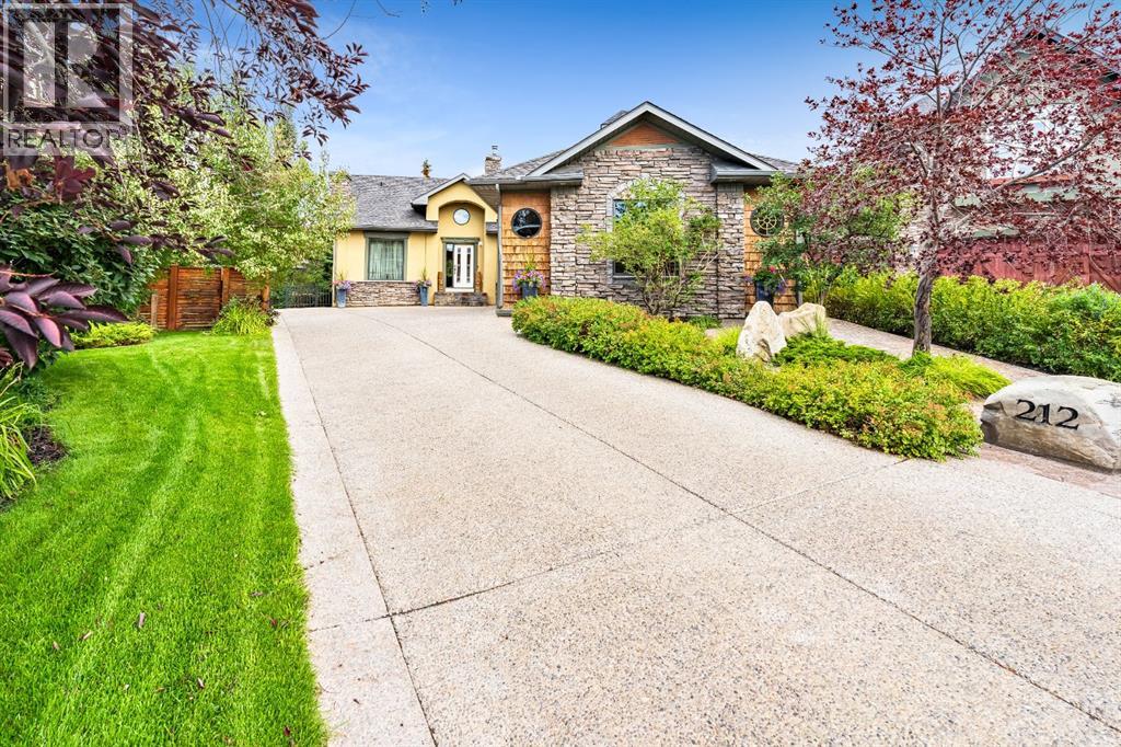212 Aspen Meadows Place SW, Calgary, Alberta