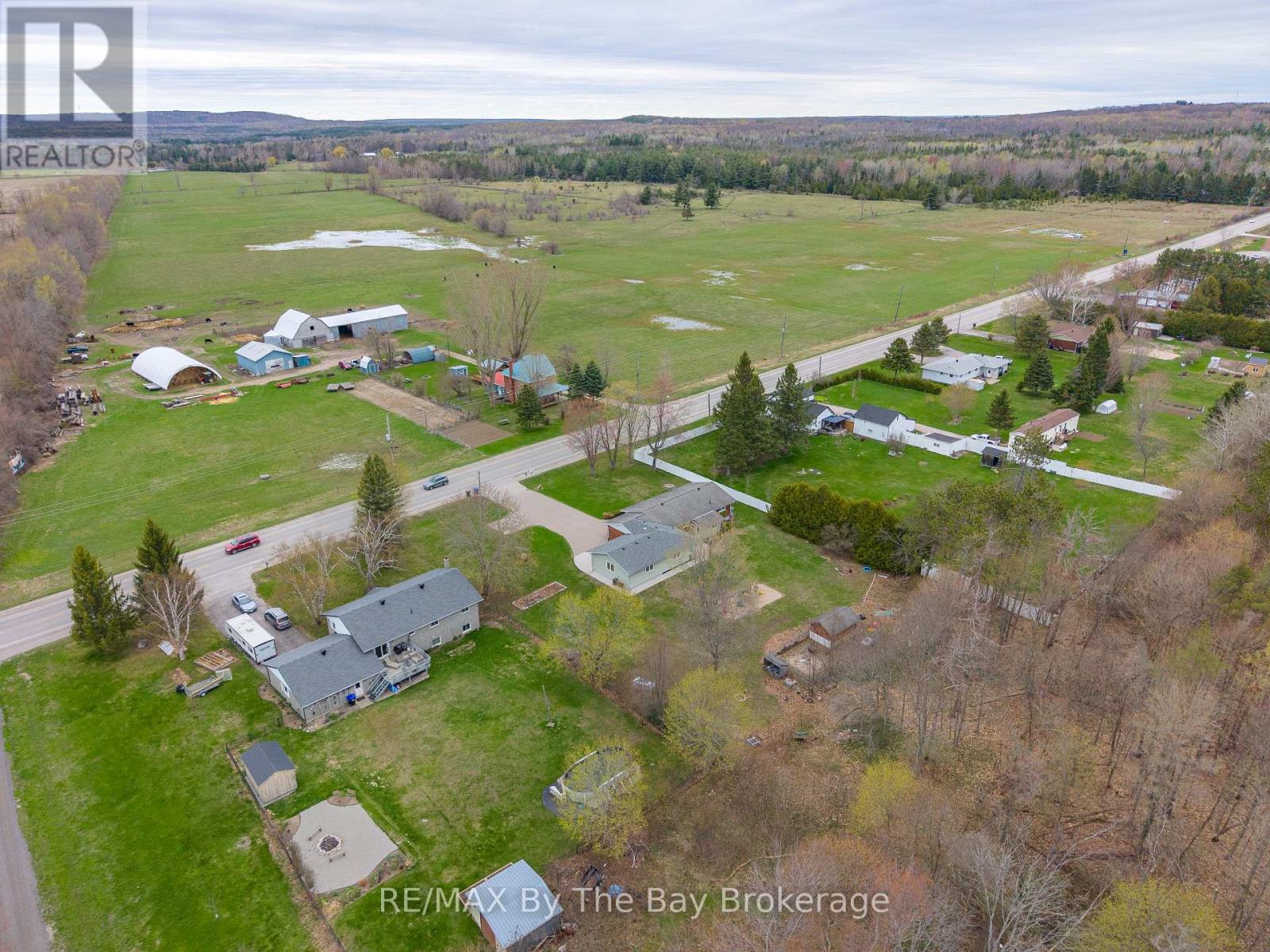 111 Balm Beach Road E, Tiny, Ontario  L0L 2J0 - Photo 44 - S12930798