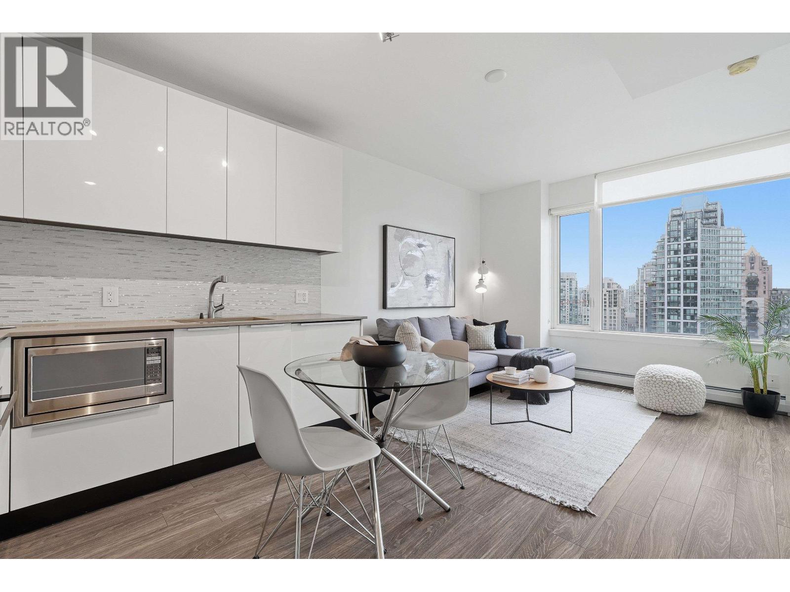 1906 1283 Howe Street, Vancouver, British Columbia  V6Z 0E3 - Photo 2 - R3120993