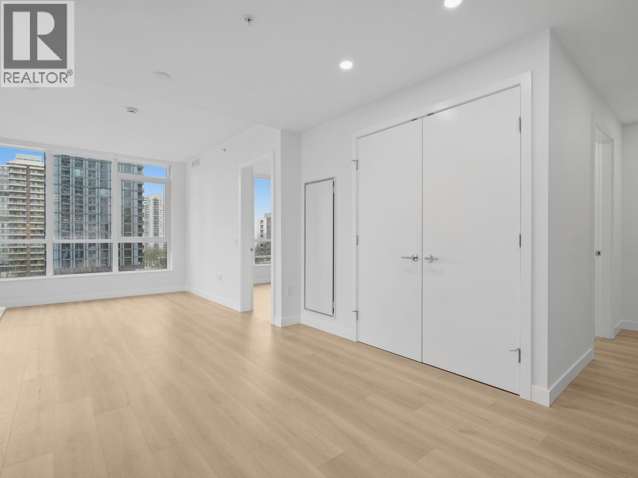 501 6087 Wilson Avenue, Burnaby, British Columbia  V5H 0M1 - Photo 9 - R3121021