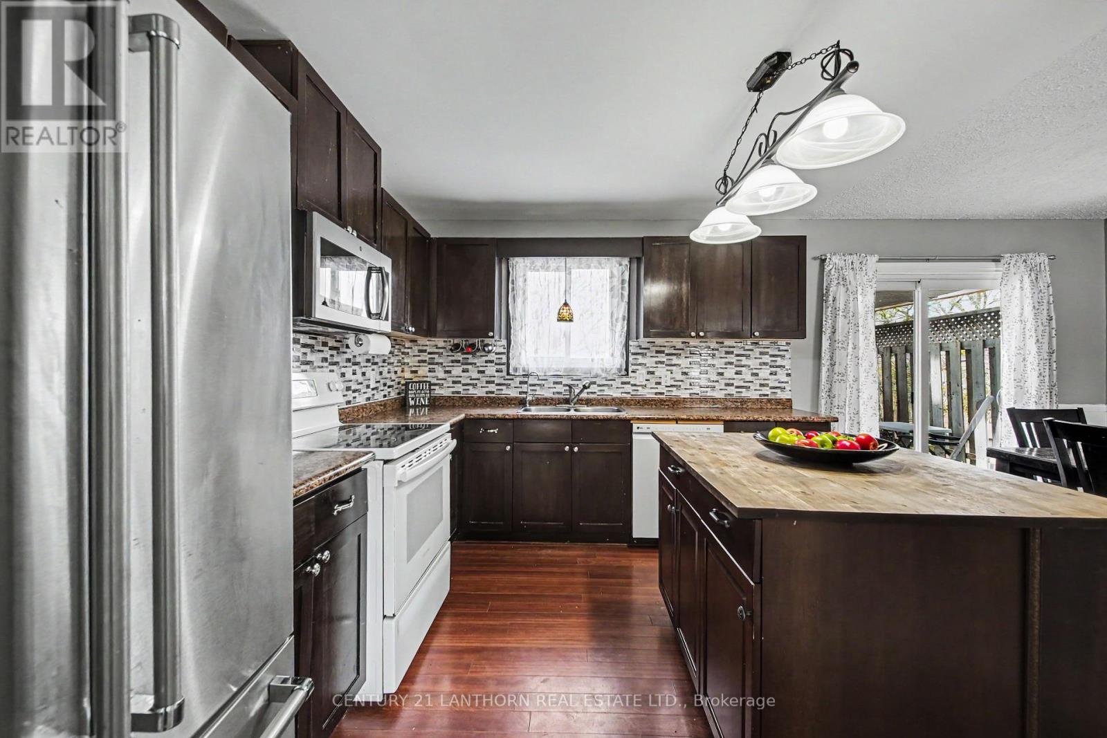 43 Ireland Drive, Quinte West, Ontario  K8V 5X4 - Photo 11 - X13099356