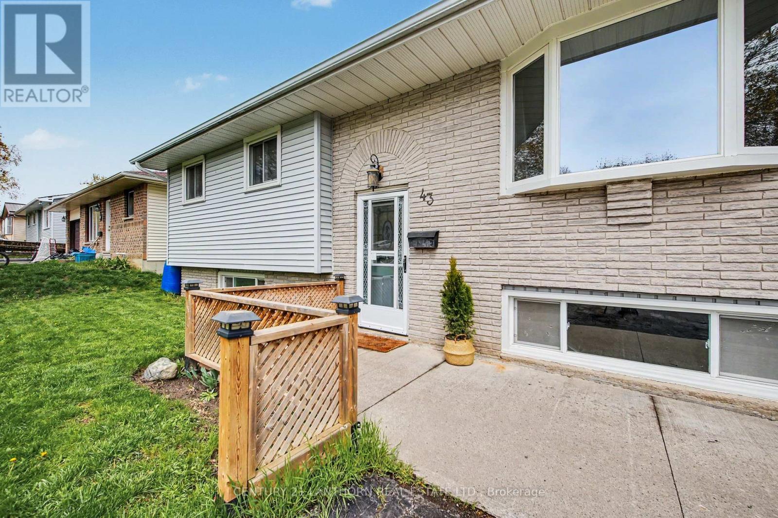 43 Ireland Drive, Quinte West, Ontario  K8V 5X4 - Photo 5 - X13099356