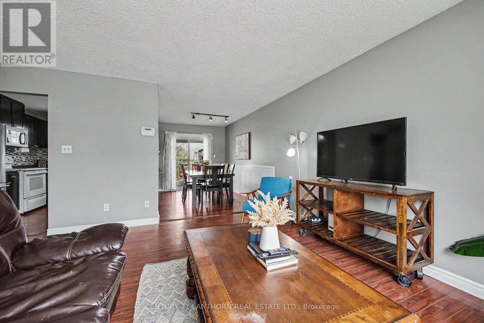 43 Ireland Drive, Quinte West, Ontario  K8V 5X4 - Photo 7 - X13099356