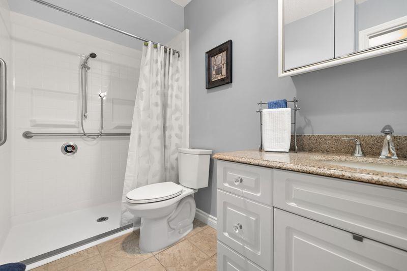 309 1444 Martin Street, White Rock, British Columbia  V4B 3W7 - Photo 15 - R3120875