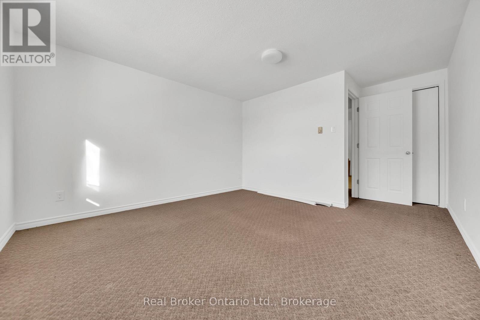 Upper Level - 61 Vanier Drive, Guelph (Dovercliffe Park/old University), Ontario  N1G 2K9 - Photo 10 - X13099370