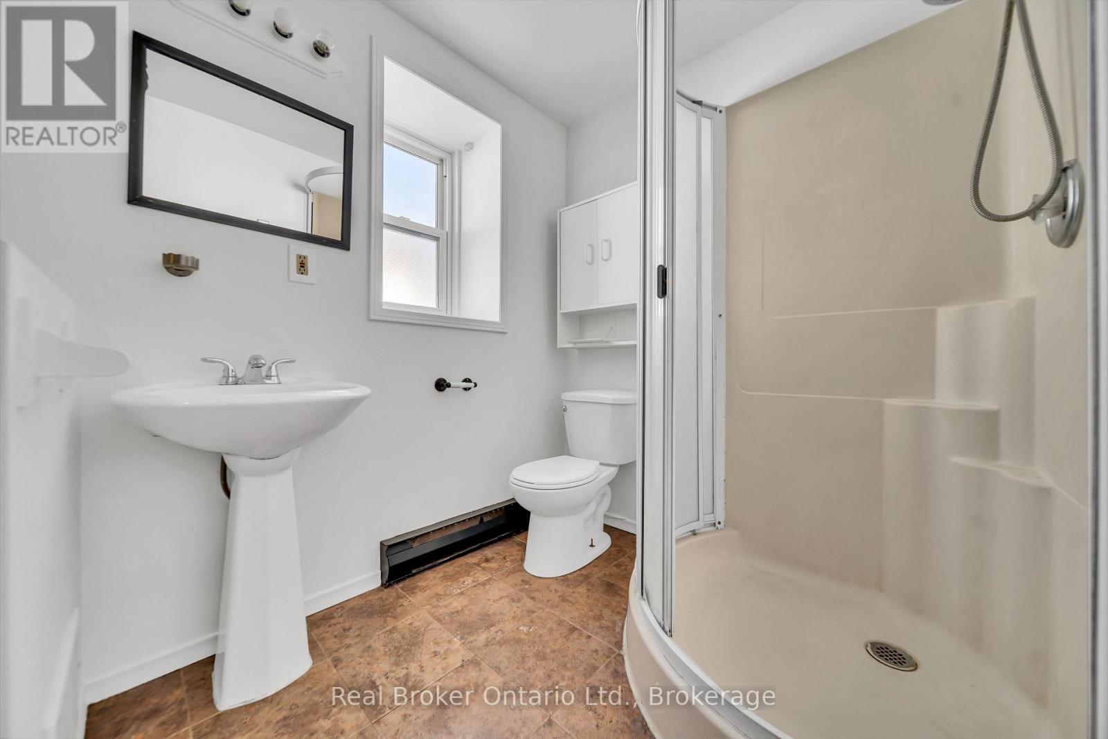 Upper Level - 61 Vanier Drive, Guelph (Dovercliffe Park/old University), Ontario  N1G 2K9 - Photo 15 - X13099370