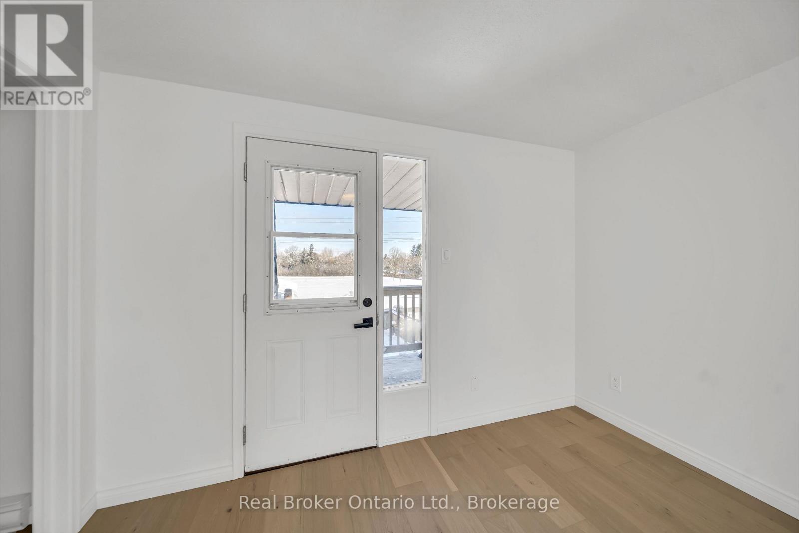 Upper Level - 61 Vanier Drive, Guelph (Dovercliffe Park/old University), Ontario  N1G 2K9 - Photo 4 - X13099370