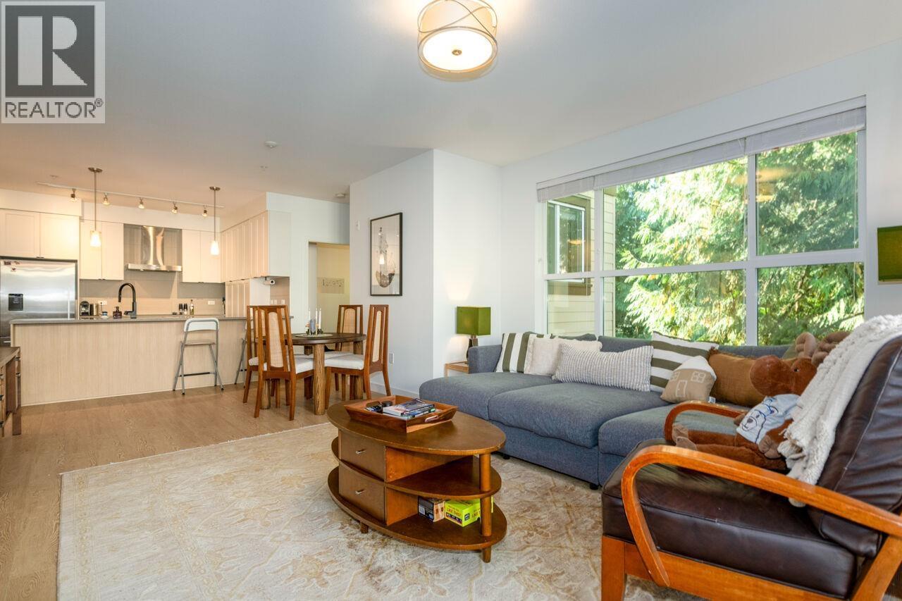 312 3205 Mountain Highway, North Vancouver, British Columbia  V7K 2H4 - Photo 4 - R3121023