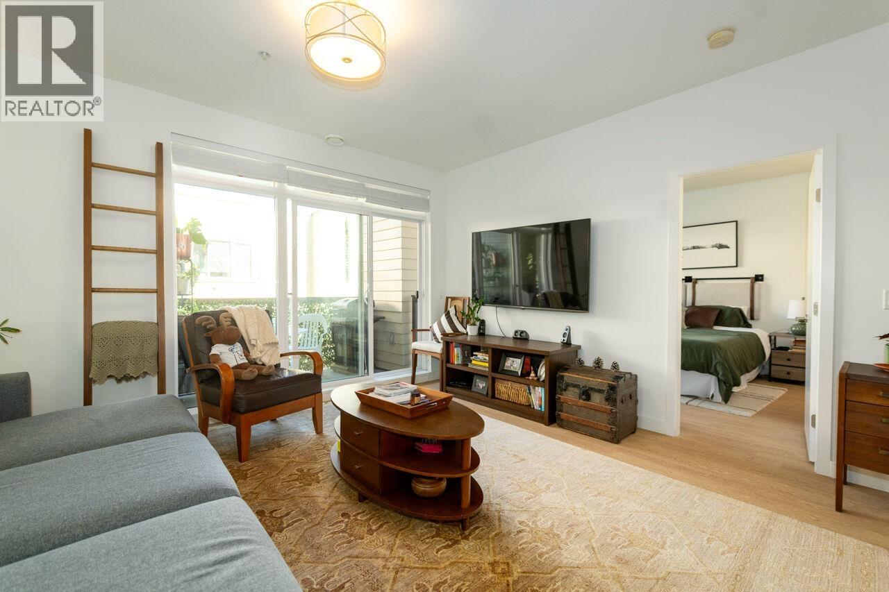 312 3205 Mountain Highway, North Vancouver, British Columbia  V7K 2H4 - Photo 7 - R3121023