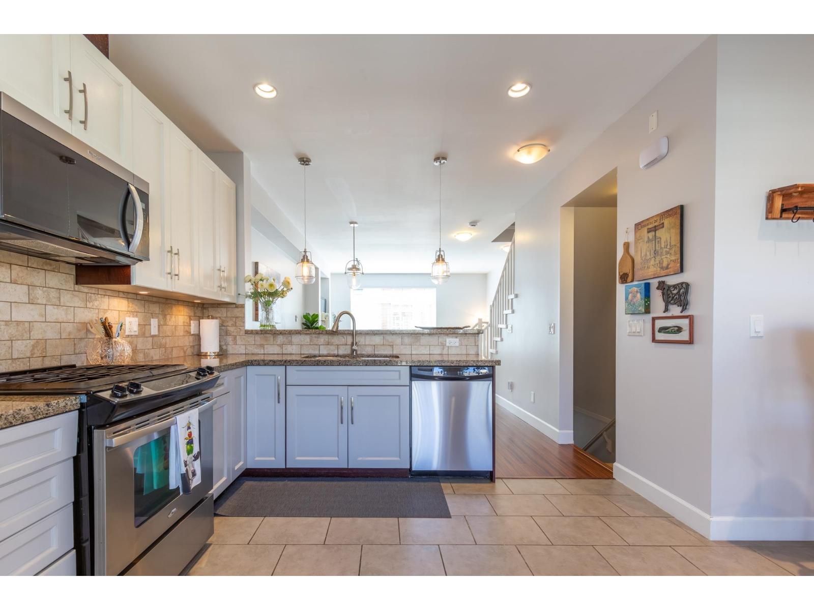 110 2979 156 Street, Surrey, British Columbia  V3Z 8V8 - Photo 9 - R3121057