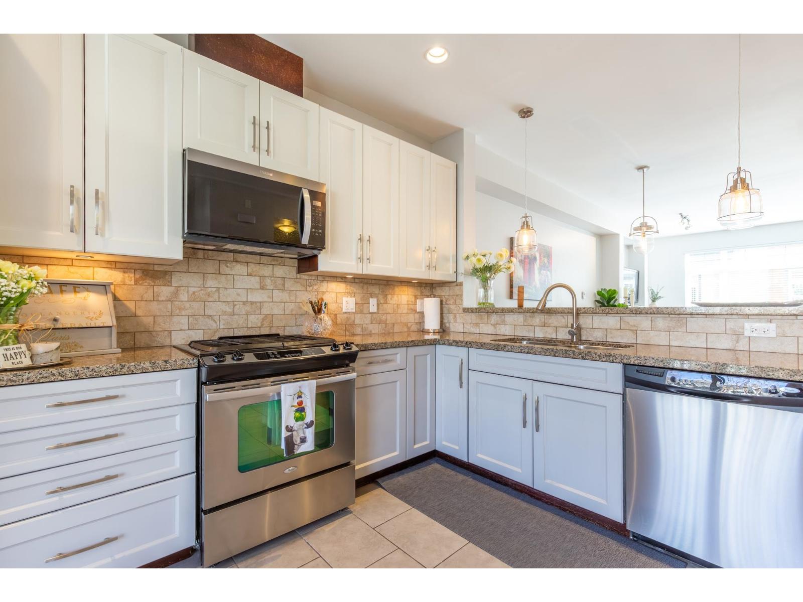 110 2979 156 Street, Surrey, British Columbia  V3Z 8V8 - Photo 11 - R3121057
