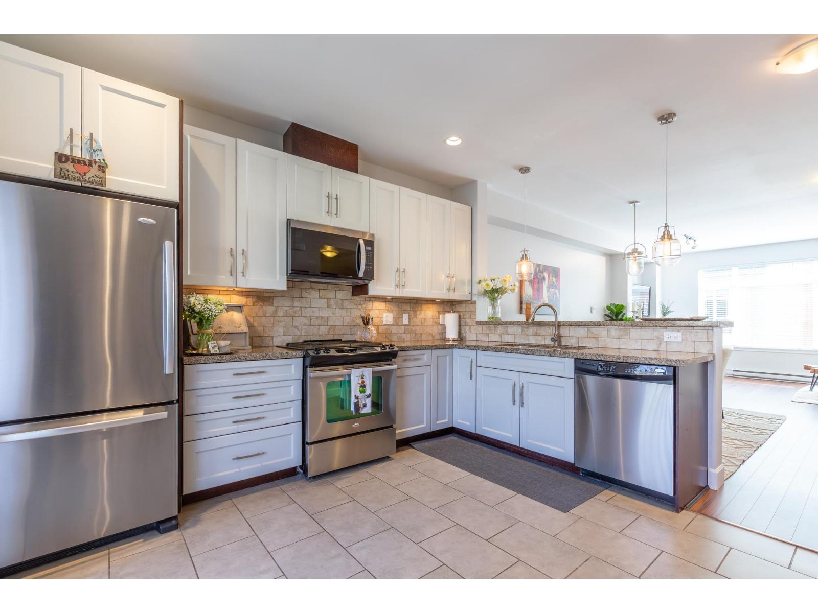 110 2979 156 Street, Surrey, British Columbia  V3Z 8V8 - Photo 8 - R3121057