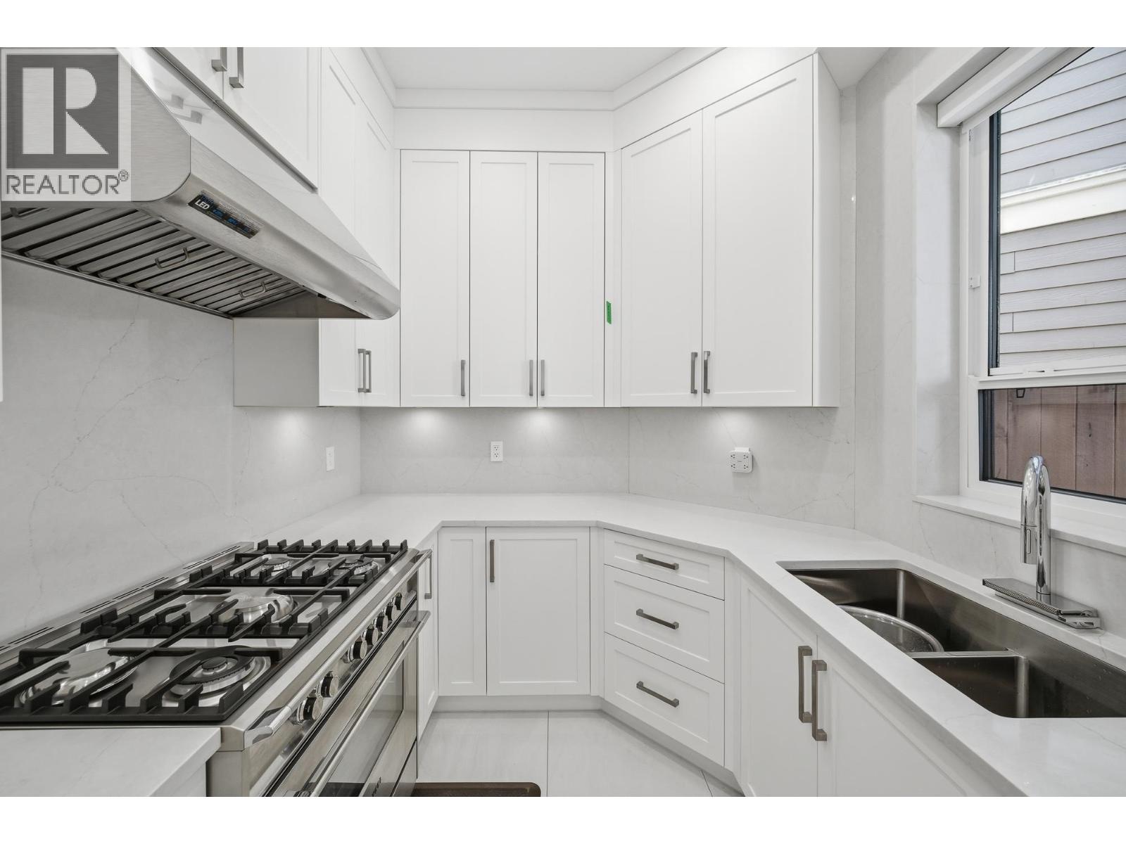 6591 Goldsmith Drive, Richmond, British Columbia  V7E 4G6 - Photo 12 - R3121024