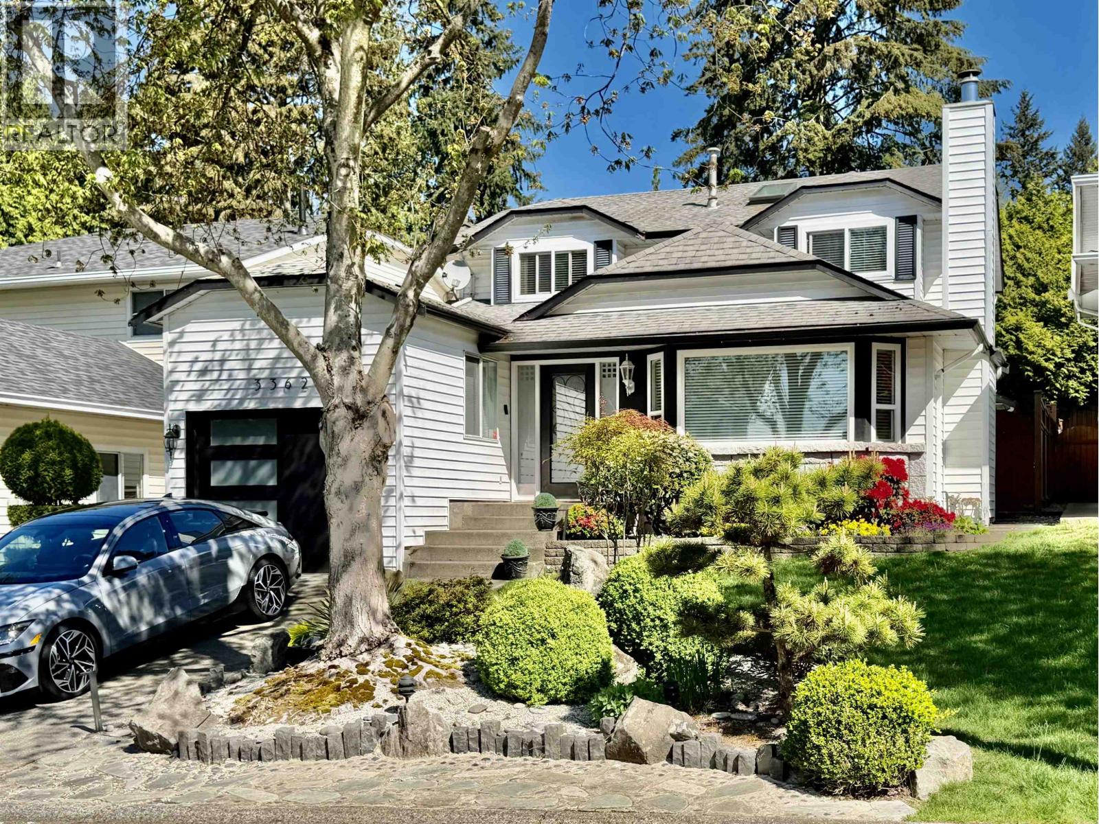 3362 Manning Crescent, North Vancouver, British Columbia  V7H 2R7 - Photo 2 - R3121058