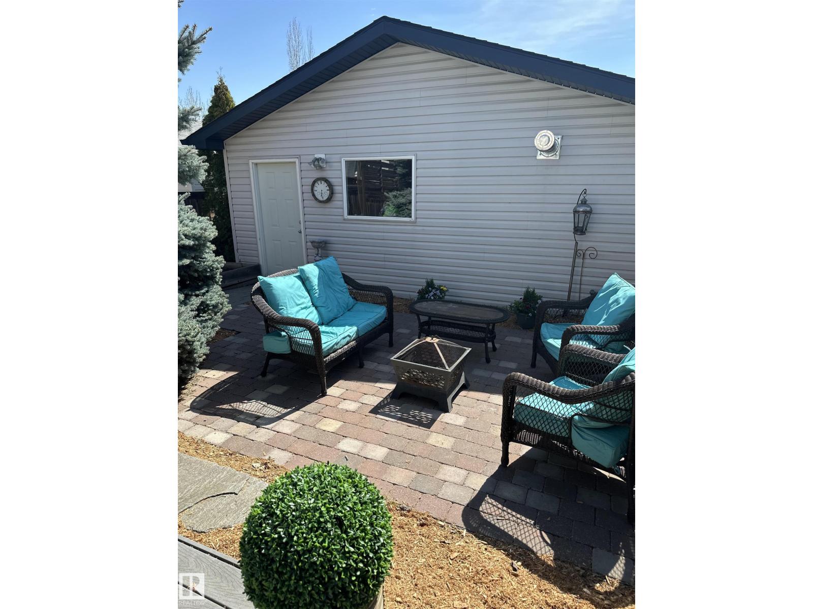 5576 Stevens Cr Nw Nw, Edmonton, Alberta  T6R 0A3 - Photo 2 - E4486382