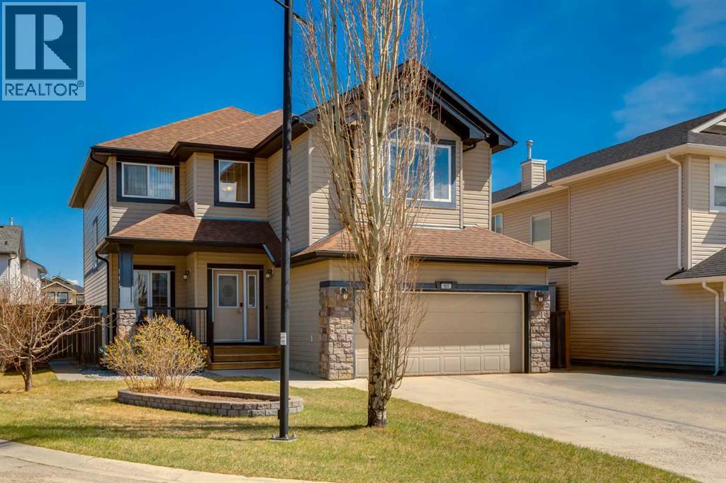 195 Willowmere Close, Chestermere, Alberta  T1X 1S2 - Photo 1 - A2309056