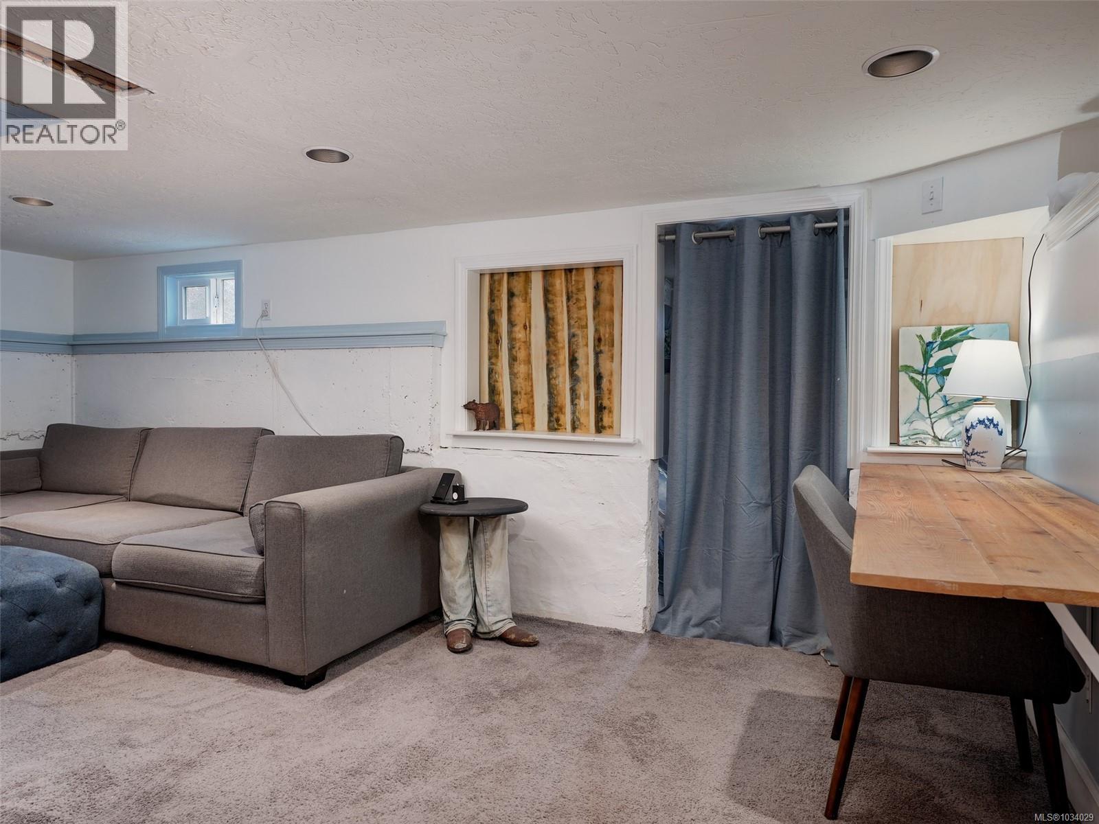 4426 Tyndall Ave, Saanich, British Columbia  V8N 3S1 - Photo 31 - 1034029