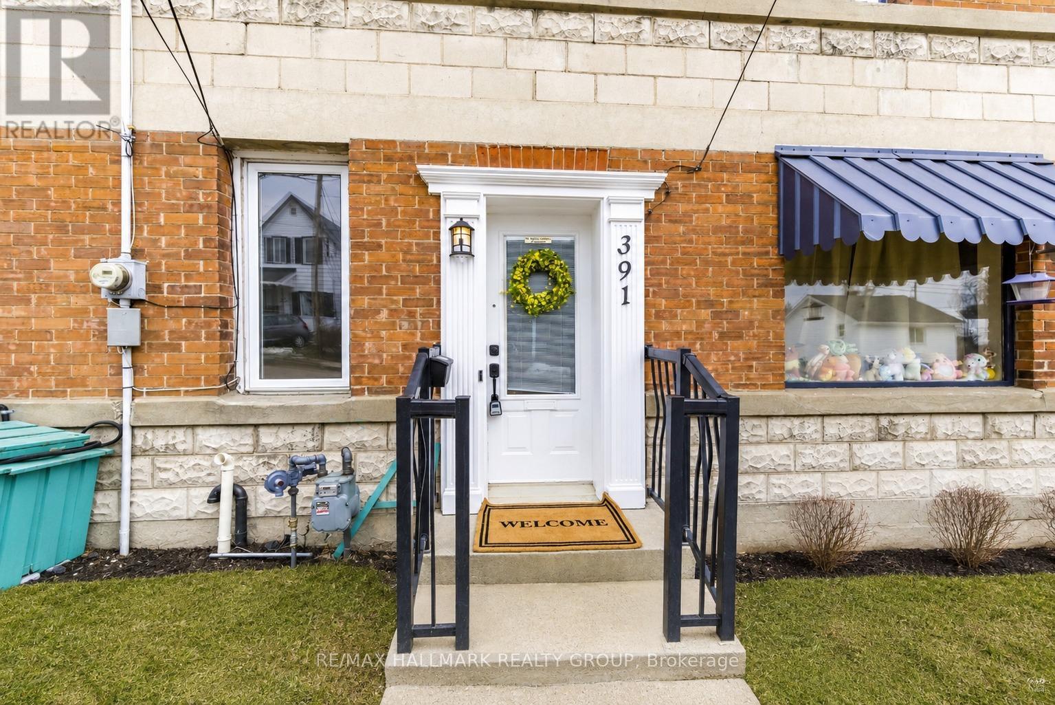 391 MURRAY STREET, Pembroke, Ontario