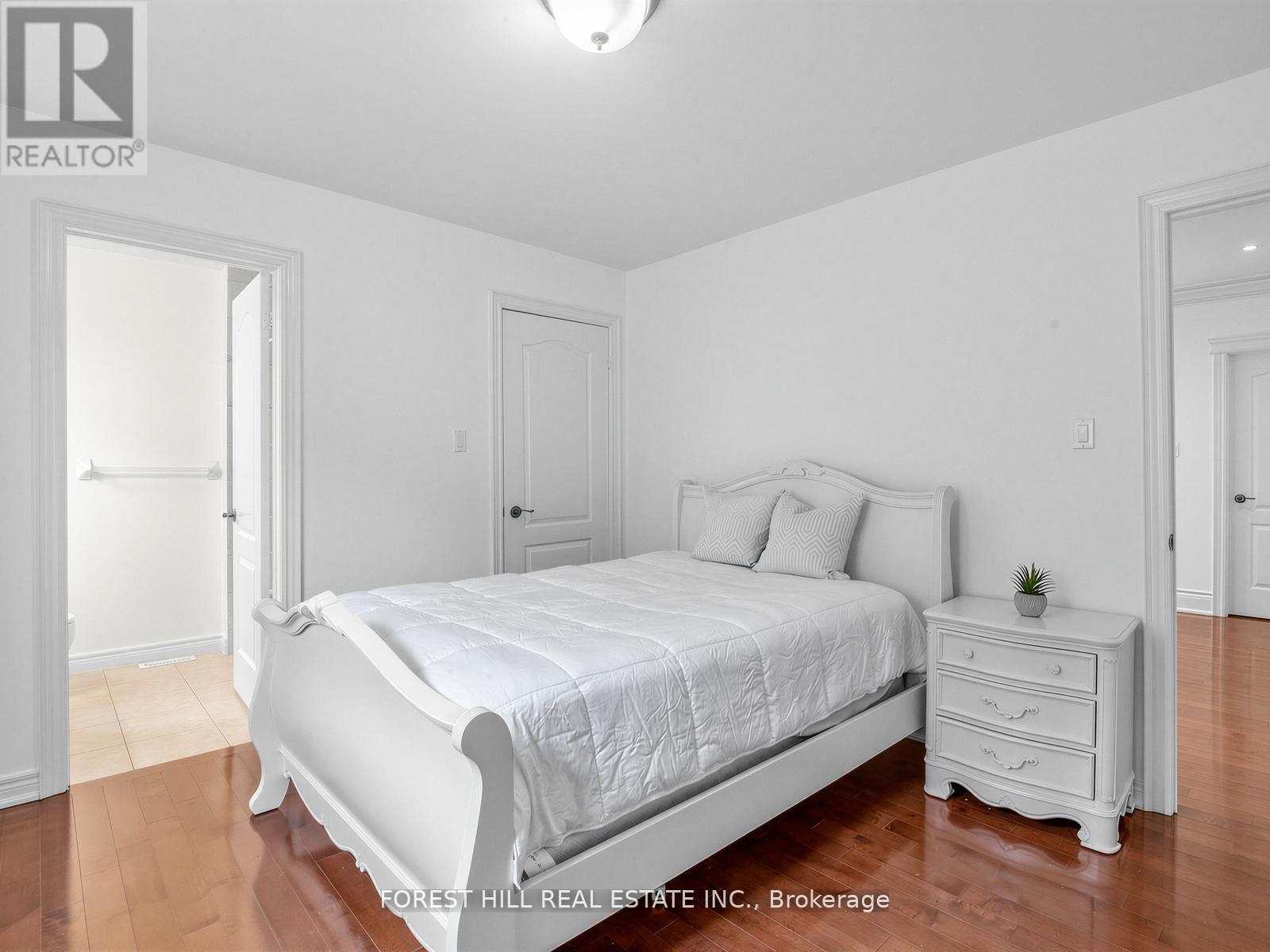 342 Byng Avenue, Toronto, Ontario  M2N 4L5 - Photo 12 - C13099336