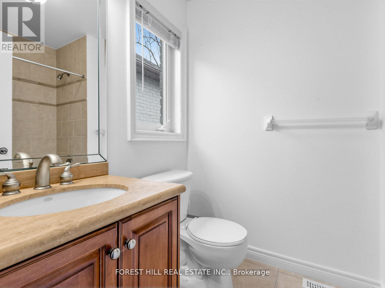 342 Byng Avenue, Toronto, Ontario  M2N 4L5 - Photo 13 - C13099336