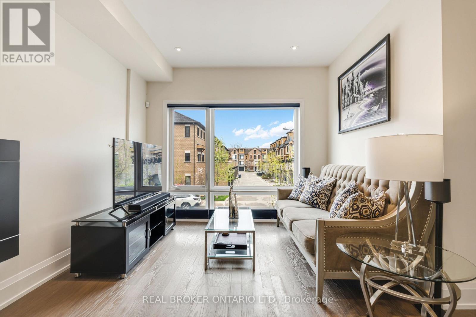 7 Kenneth Wood Crescent, Toronto, Ontario  M2N 0K3 - Photo 4 - C13099338