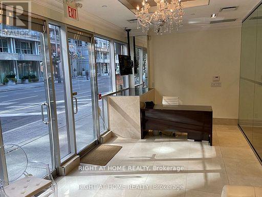 101 - 263 Wellington Street W, Toronto, Ontario  M5V 3E6 - Photo 4 - C13099402