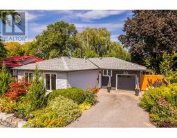 902 VISTULA DRIVE, Pickering, Ontario