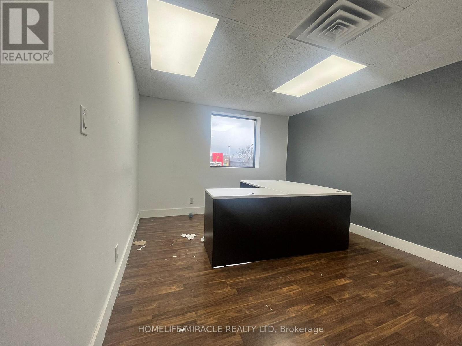 3 - 86 Kennedy Road S, Brampton, Ontario  L6W 3E7 - Photo 15 - W13099024