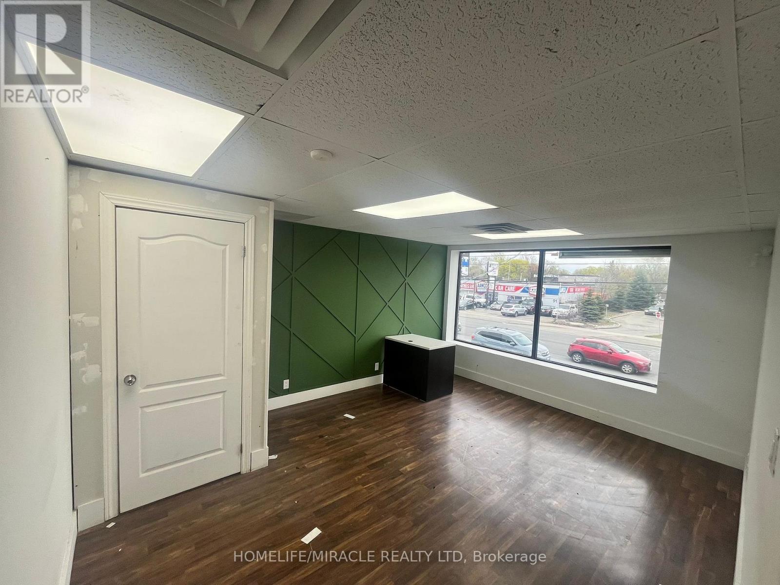 3 - 86 Kennedy Road S, Brampton, Ontario  L6W 3E7 - Photo 9 - W13099024