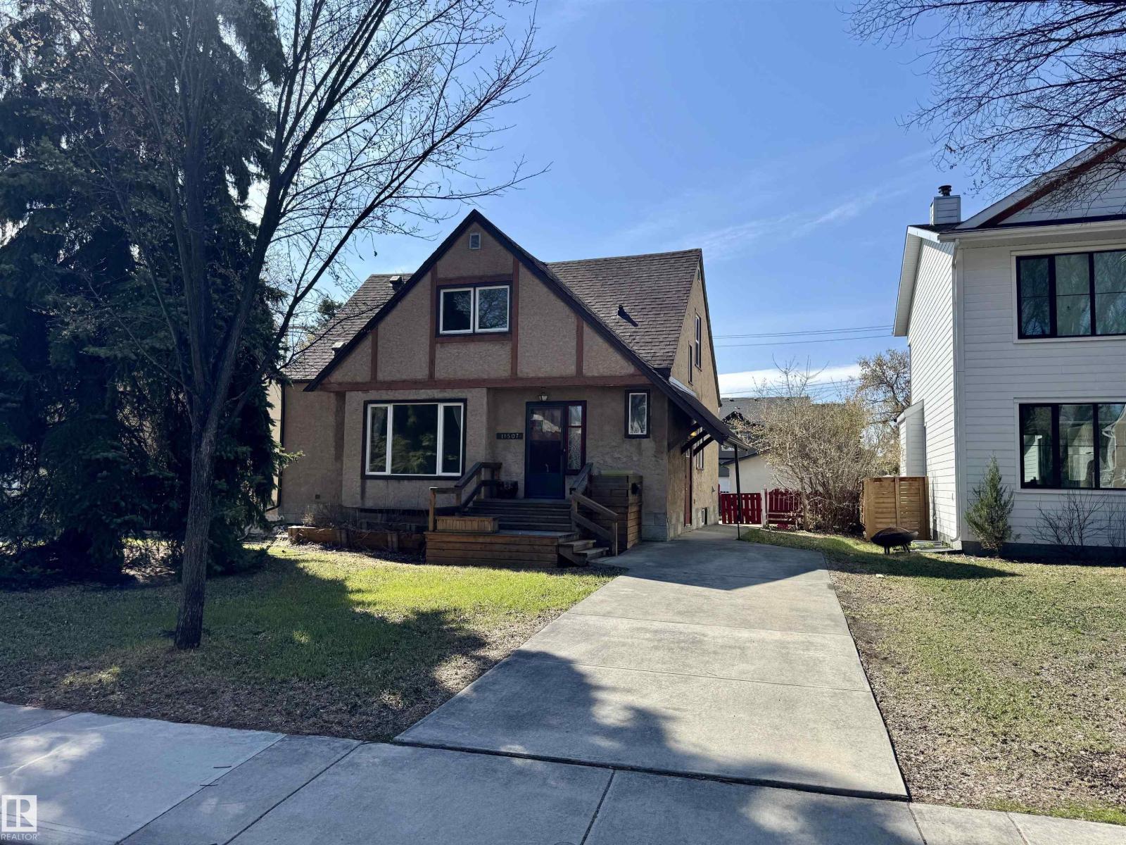 11507 72 AV NW, edmonton, Alberta