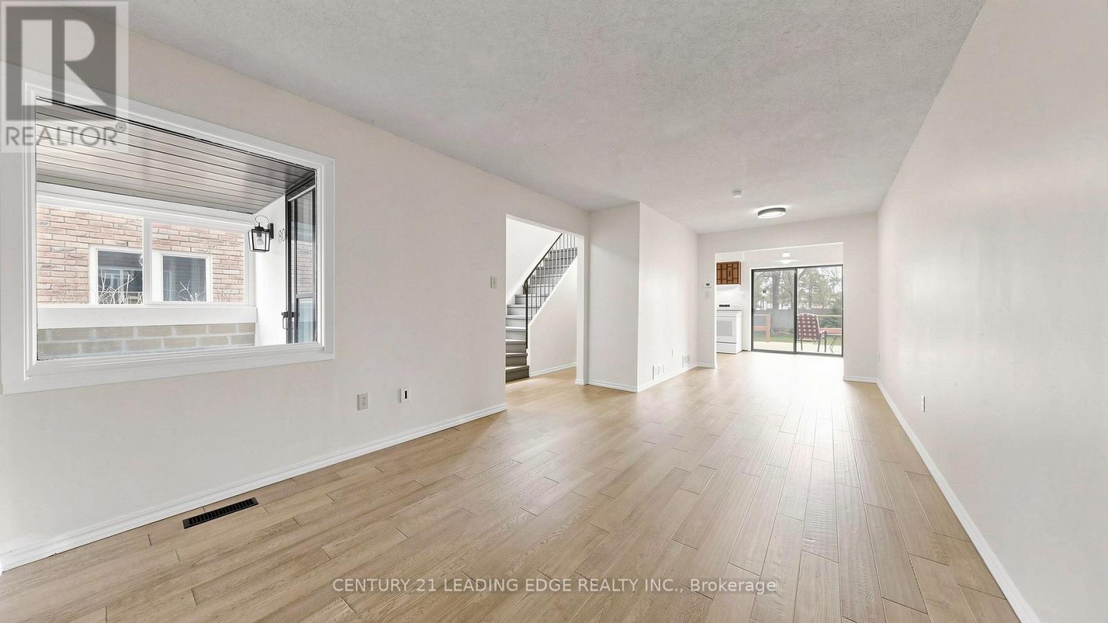80 Upton Crescent, Markham, Ontario  L3R 3T4 - Photo 3 - N13099296