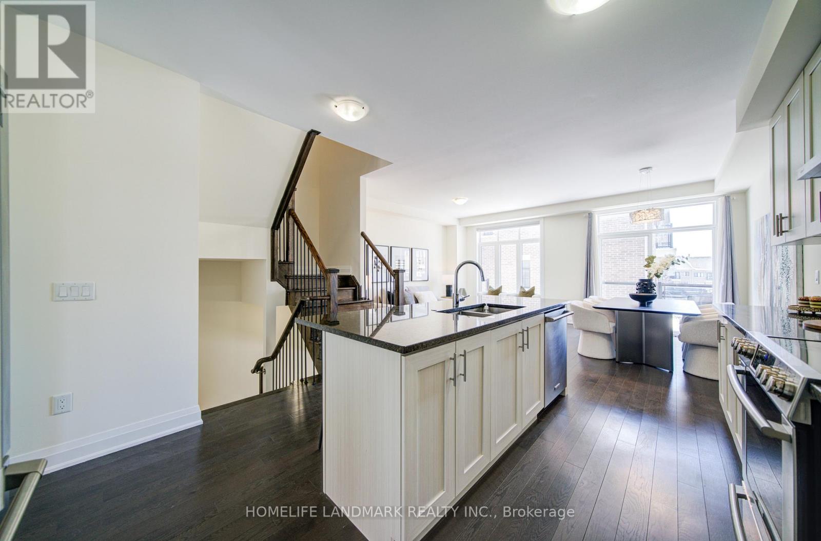17 Duncombe Lane, Richmond Hill, Ontario  L4C 1C2 - Photo 18 - N13099306