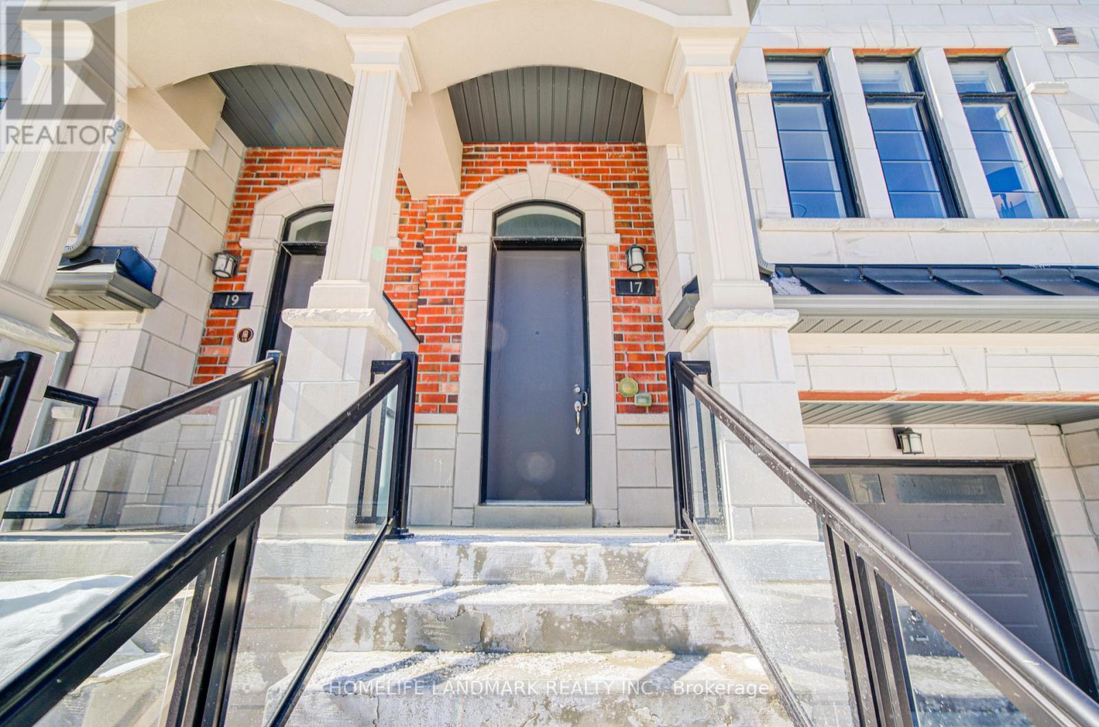 17 Duncombe Lane, Richmond Hill, Ontario  L4C 1C2 - Photo 7 - N13099306