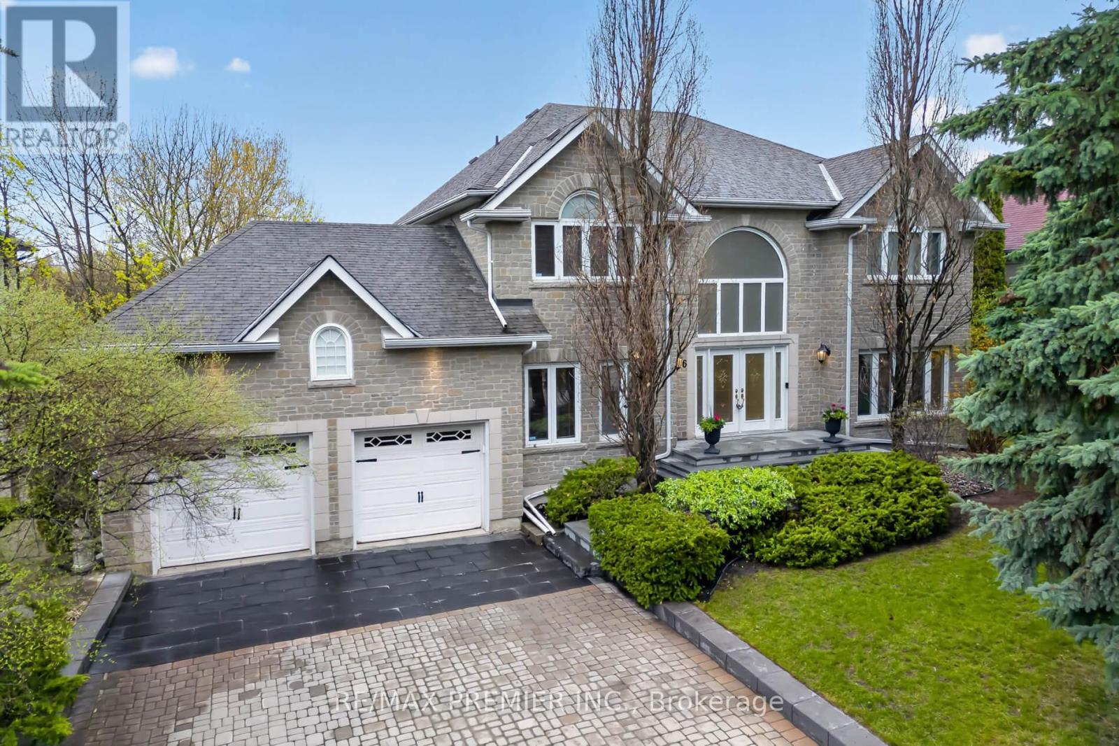 46 DEERCHASE CIRCLE, Vaughan, Ontario