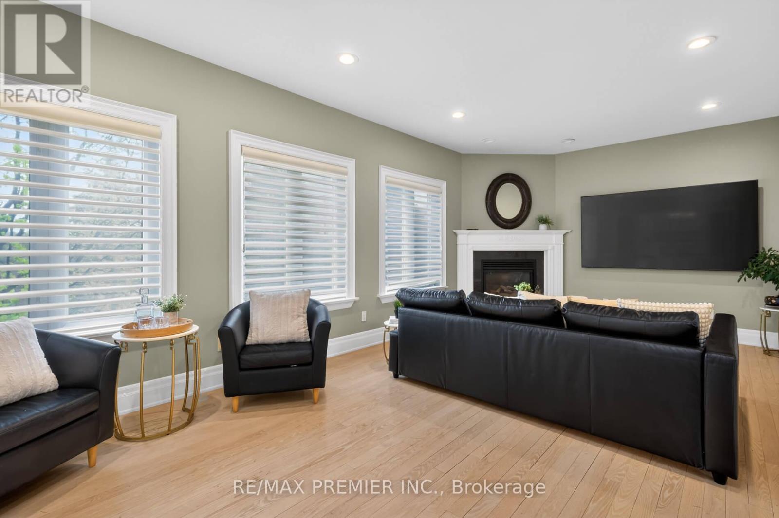 46 Deerchase Circle, Vaughan, Ontario  L4H 1B4 - Photo 12 - N13099360