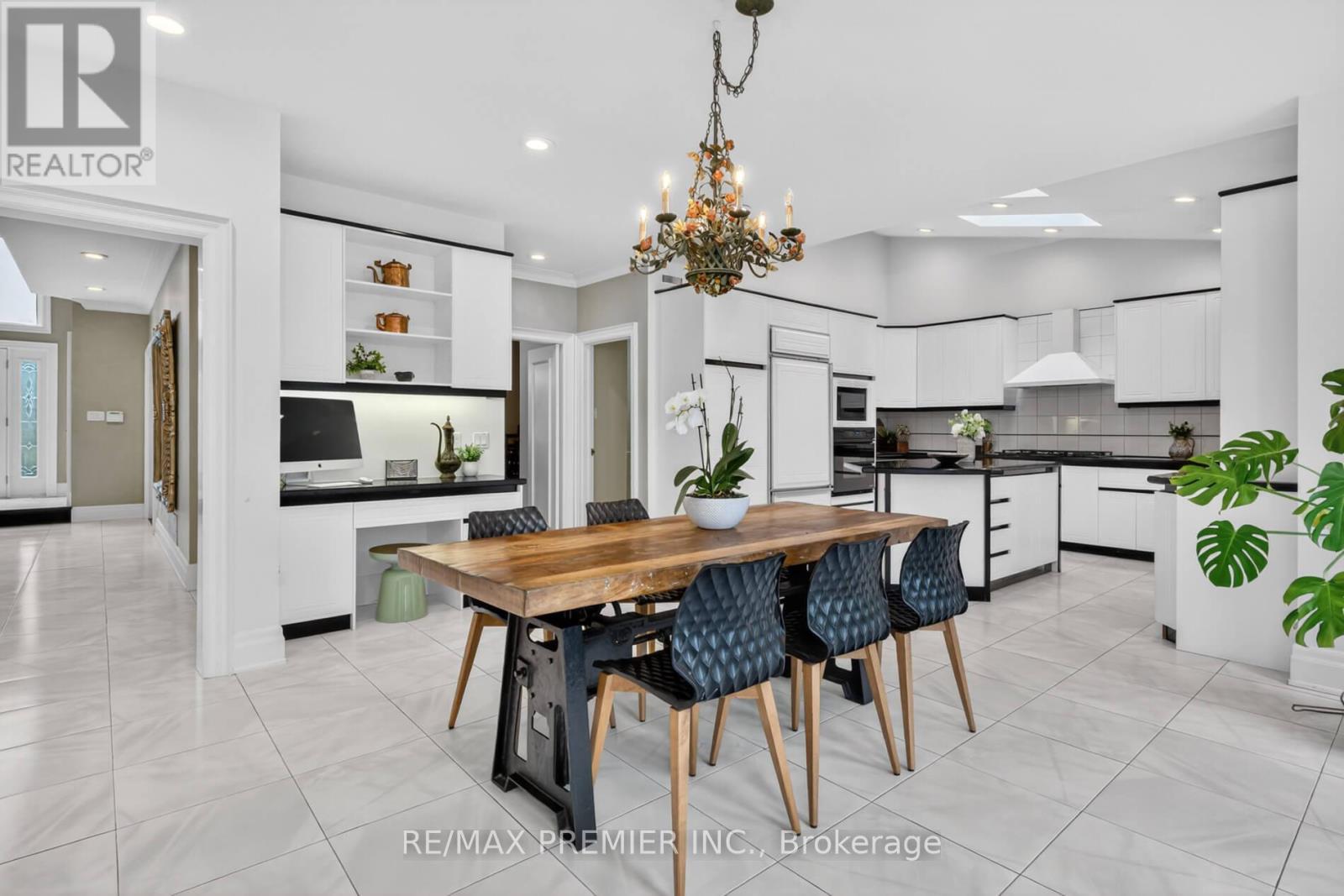 46 Deerchase Circle, Vaughan, Ontario  L4H 1B4 - Photo 20 - N13099360